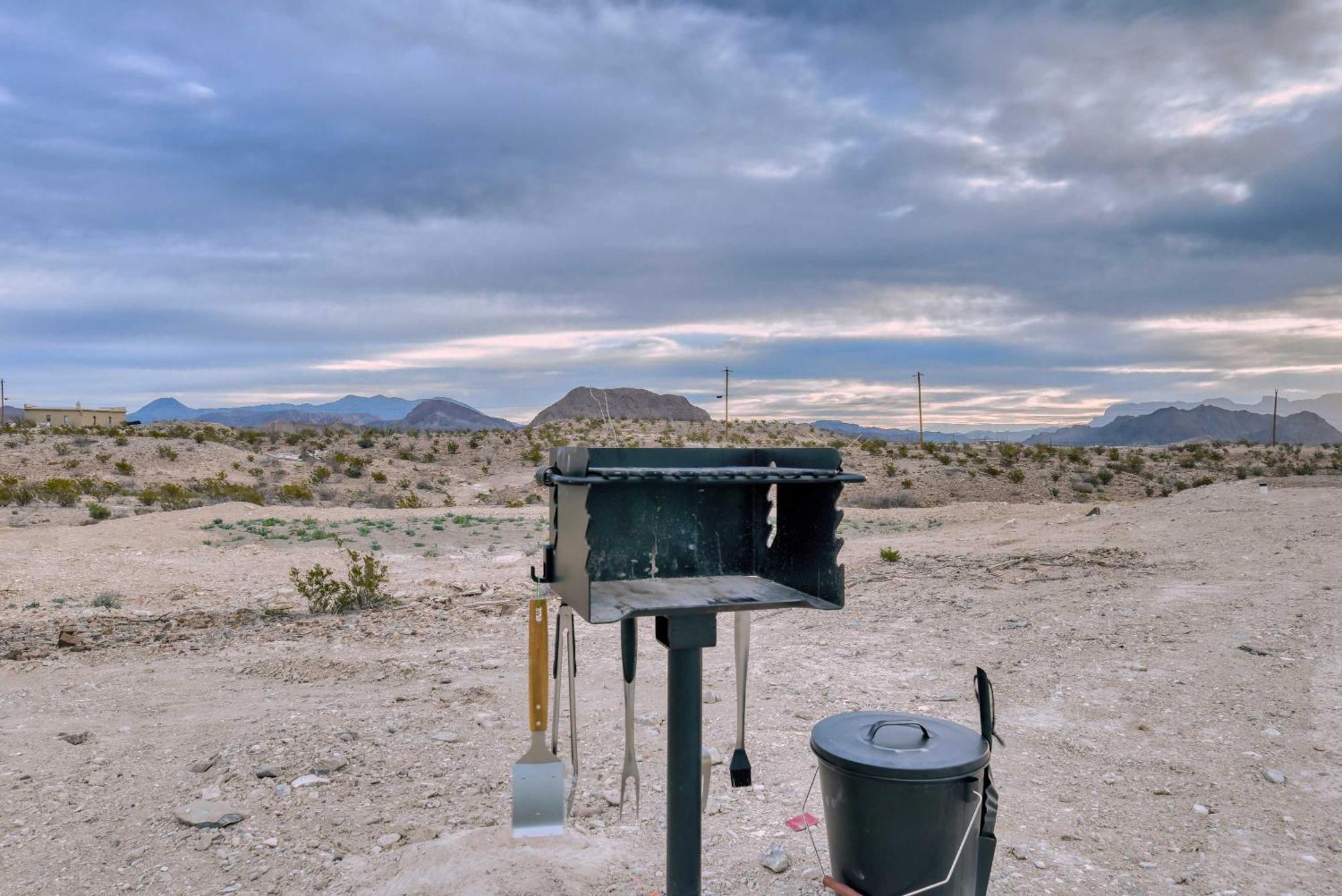 Stardust Luxury Cottage With Loft & A Great View Terlingua Exteriör bild